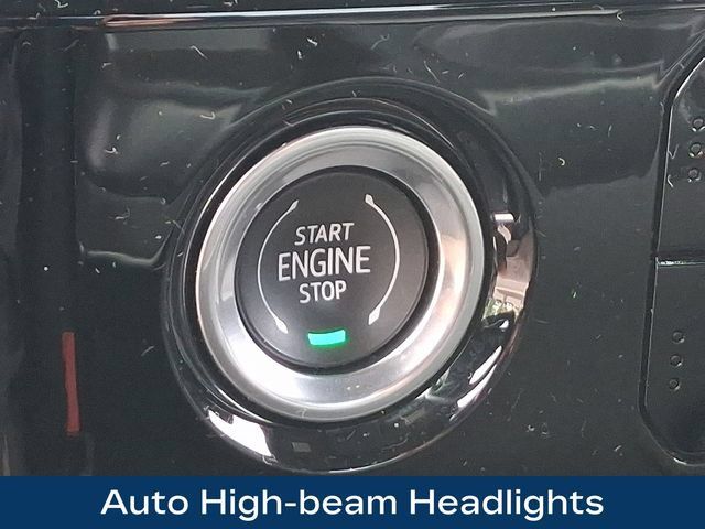 Used 2024 Chevrolet Silverado 1500 LT AWD/4WD image 18