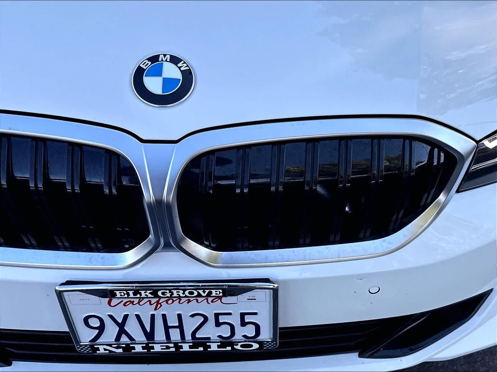 Used 2026 BMW 330i Sedan w/ Convenience Package RWD image 26