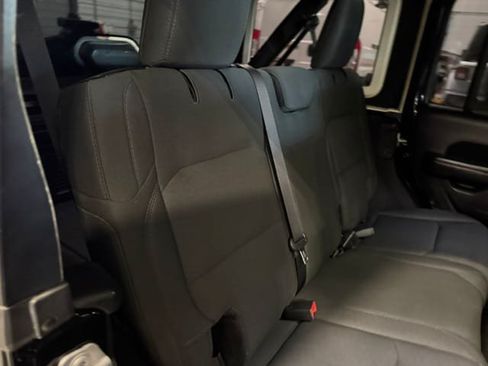 Used 2021 Jeep Wrangler Unlimited Sport w/ Cold Weather Group AWD/4WD image 22