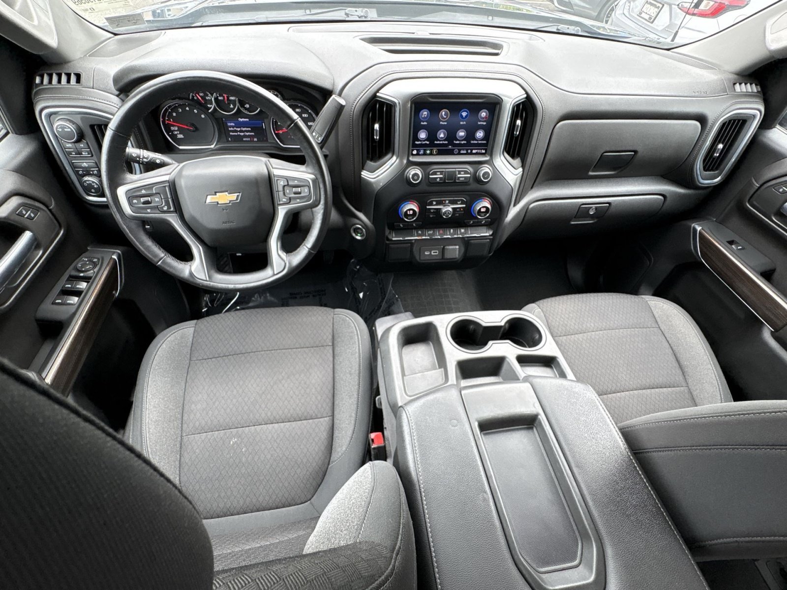 Used 2022 Chevrolet Silverado 1500 LT AWD/4WD image 23
