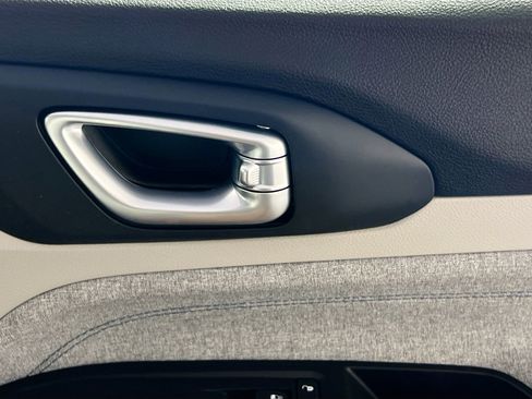 Used 2022 Jeep Compass Latitude image 32