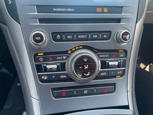 Used 2019 Lincoln MKZ Reserve w/ Reserve Plus Package FWD image 8