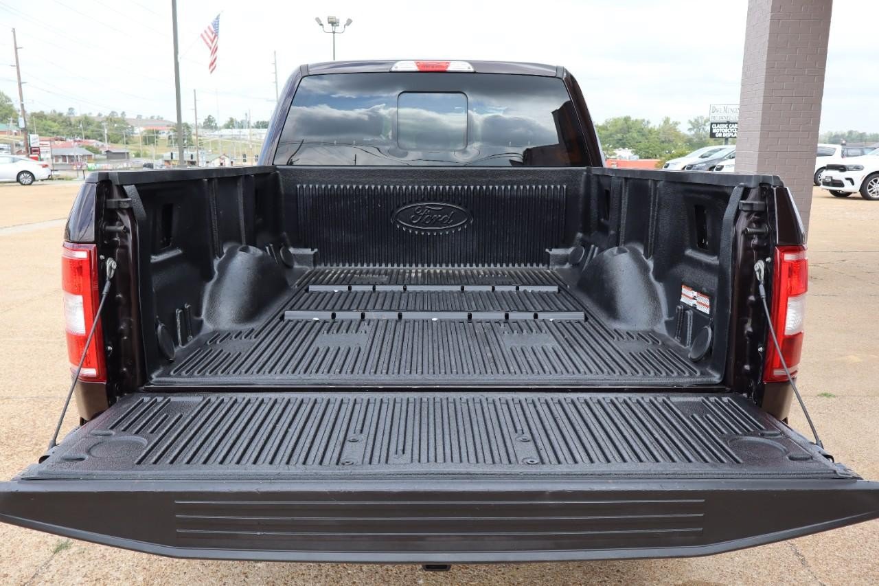 Used 2018 Ford F150 XLT w/ Equipment Group 302A Luxury AWD/4WD image 30