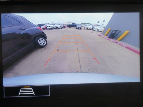 Used 2020 Chevrolet Traverse LT w/ Driver Confidence II Package FWD image 20