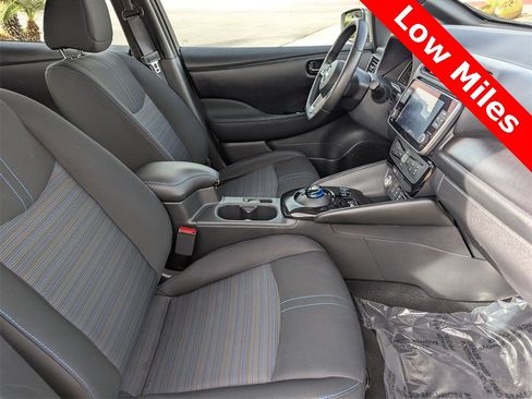 Used 2024 Nissan Leaf SV Plus image 17