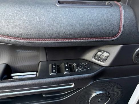 Used 2019 Ford Expedition Limited w/ Equipment Group 303A RWD image 10