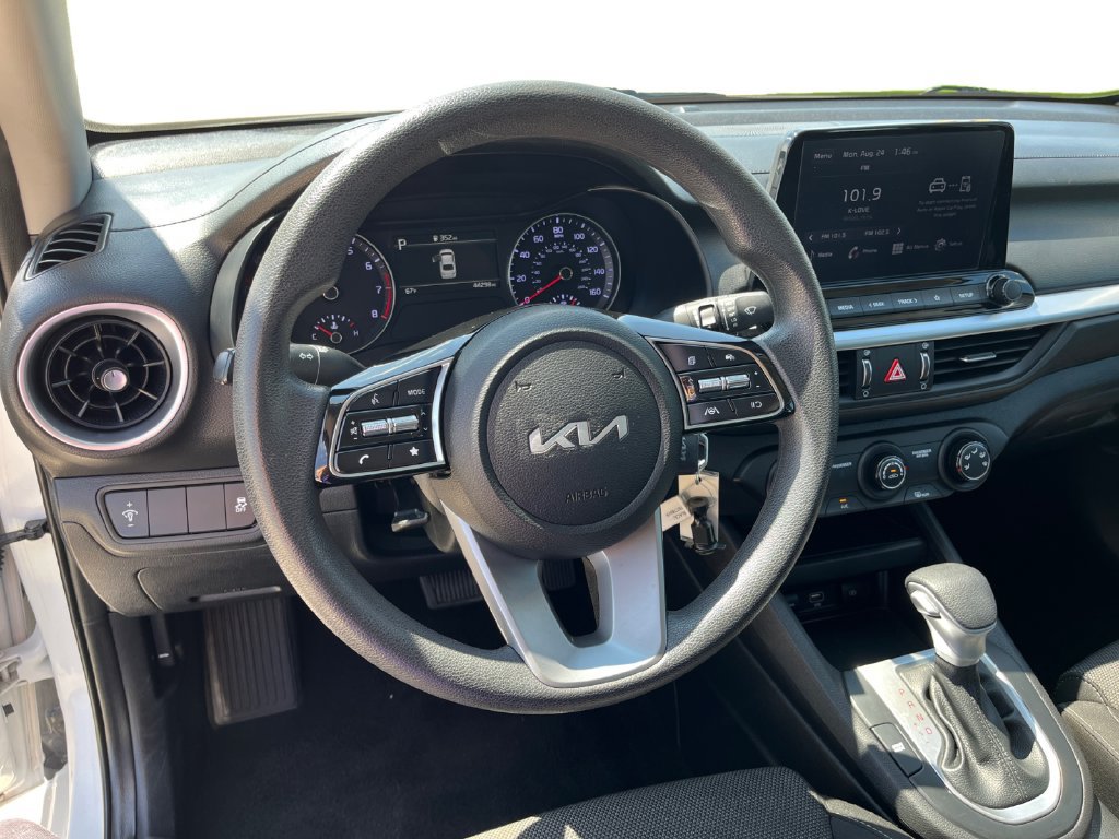Used 2024 Kia Forte LXS FWD image 12