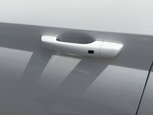 New 2026 Hyundai Venue SEL FWD image 31