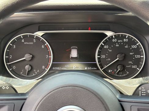 Used 2024 Nissan Rogue SV AWD/4WD image 21