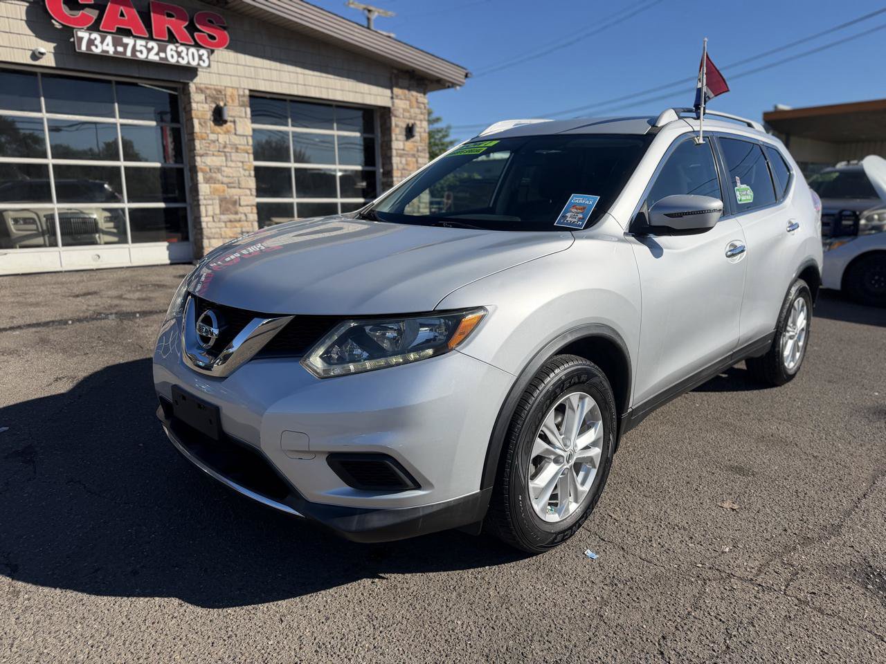 Used 2016 Nissan Rogue SV FWD image 9