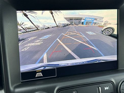 Certified 2023 GMC Terrain AT4 image 21