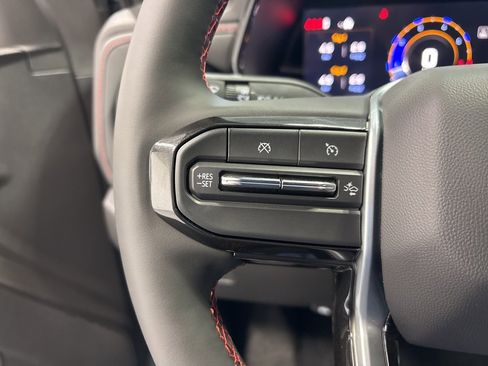 New 2025 Chevrolet Colorado Z71 w/ Z71 Convenience Package 2 image 13