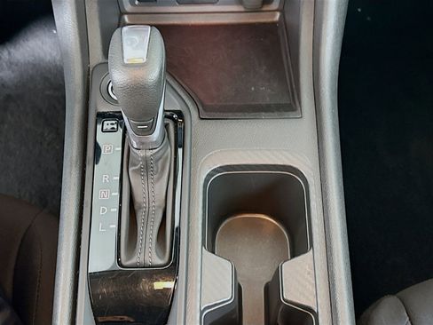 Used 2025 Nissan Sentra S image 24