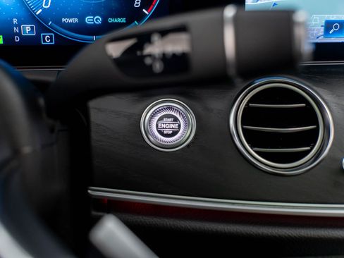 Certified 2023 Mercedes-Benz E 450 4MATIC All-Terrain Wagon w/ Premium Package image 28