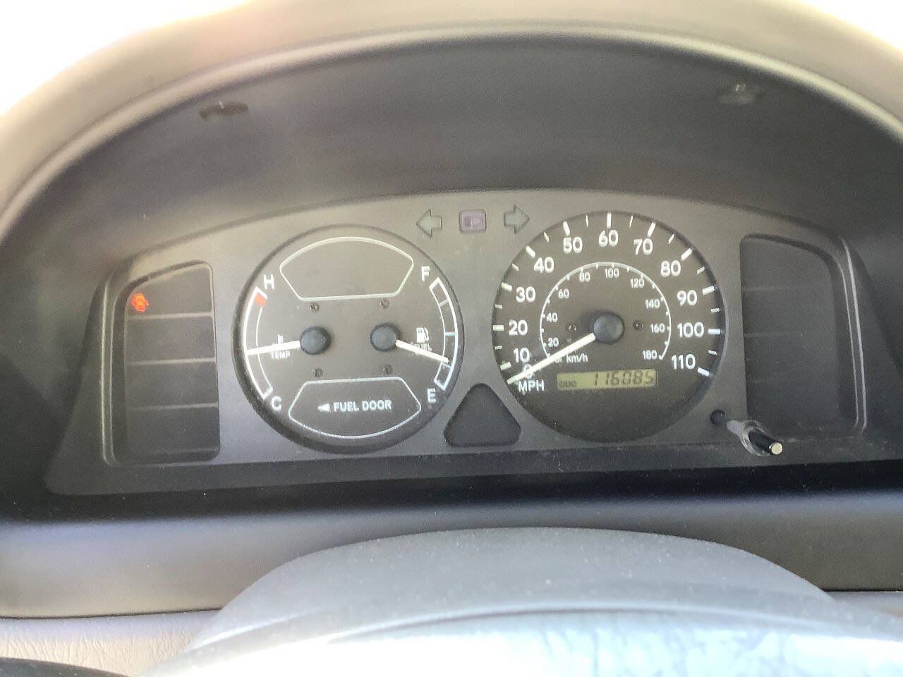 Used 2000 Toyota Corolla VE FWD image 33
