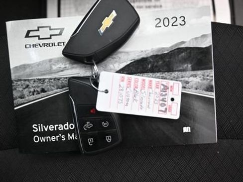 Used 2023 Chevrolet Silverado 1500 Custom w/ LPO, Dark Essentials Package AWD/4WD image 9