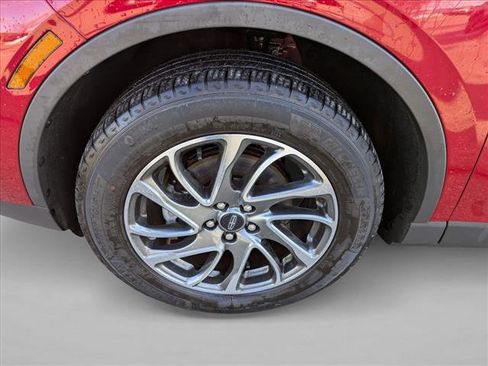 Used 2022 Lincoln Corsair AWD w/ Equipment Group 101A image 10