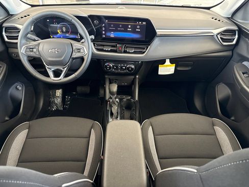 New 2026 Chevrolet TrailBlazer LT w/ Convenience Package FWD image 21