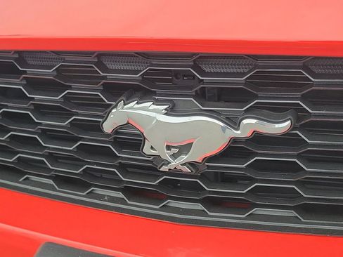 Used 2016 Ford Mustang Coupe image 21