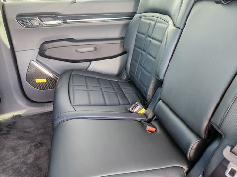 New 2026 Kia EV9 Land image 10