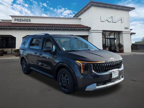 New 2026 Kia Carnival EX image 2