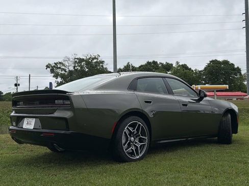 New 2026 Dodge Charger R/T AWD/4WD image 10