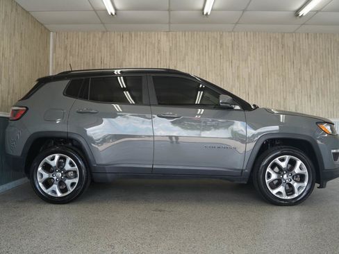 Used 2019 Jeep Compass Limited AWD/4WD image 6