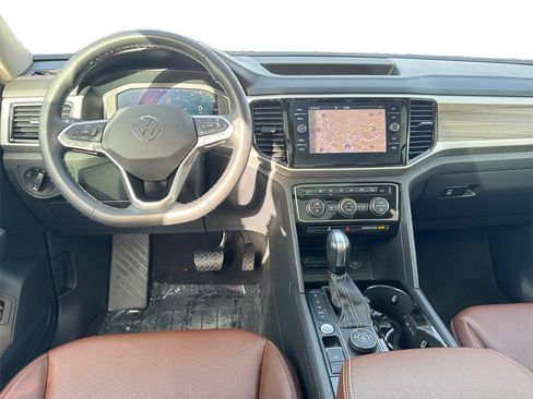 Used 2022 Volkswagen Atlas SEL image 23