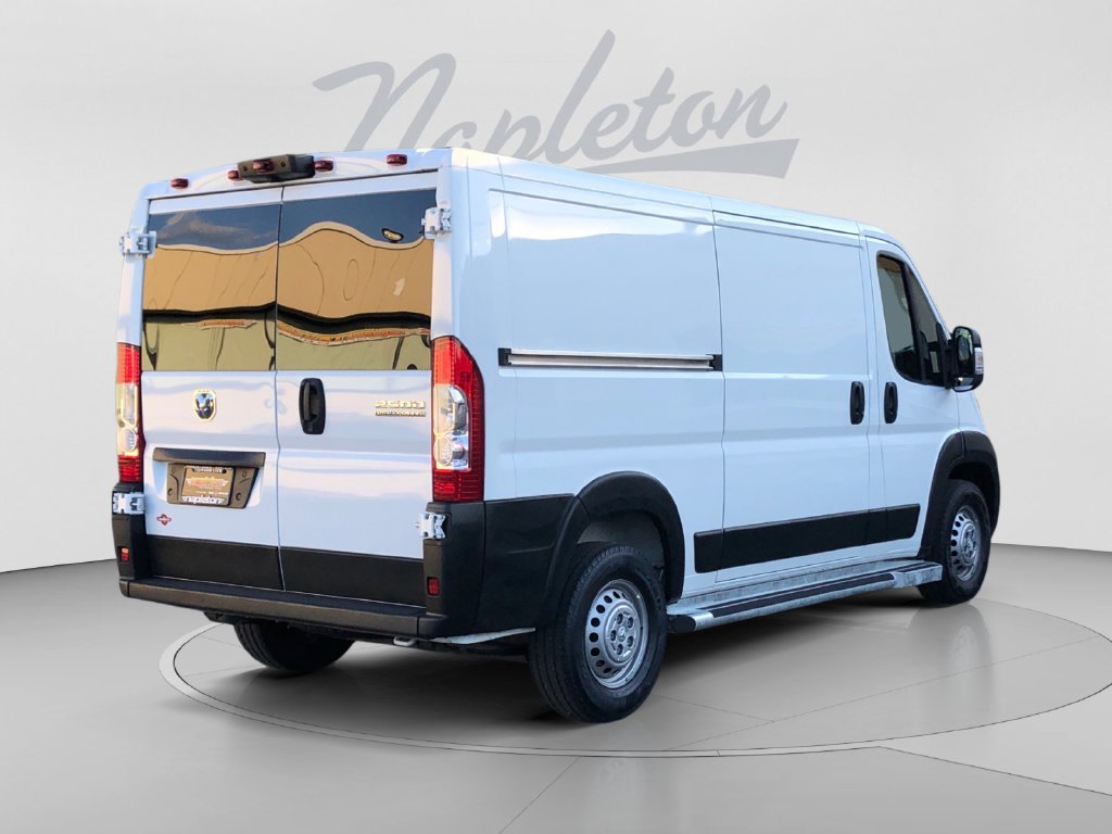 Used 2025 RAM ProMaster 2500 w/ U-Haul Equipment Group FWD image 6