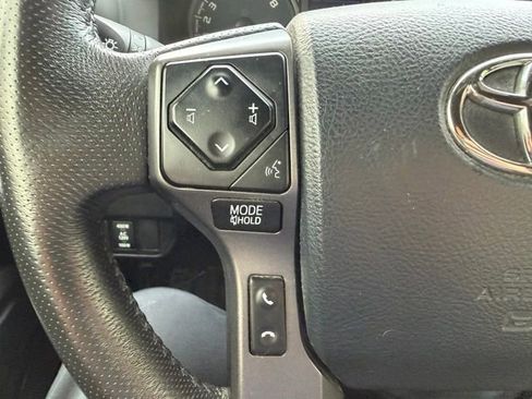 Used 2020 Toyota Tacoma TRD Sport w/ Technology Package AWD/4WD image 29