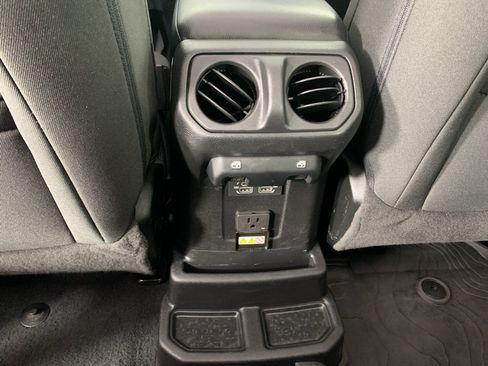 Used 2023 Jeep Wrangler Unlimited w/ Sun & Screen Package AWD/4WD image 31