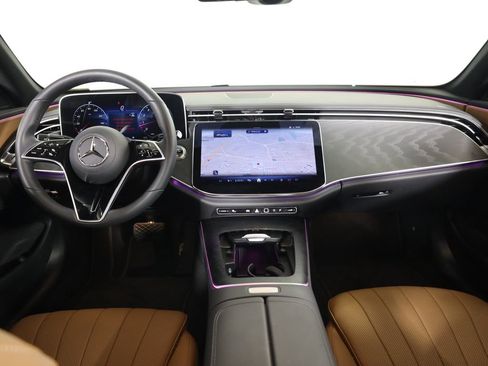 Used 2026 Mercedes-Benz E 350 4MATIC Sedan image 36