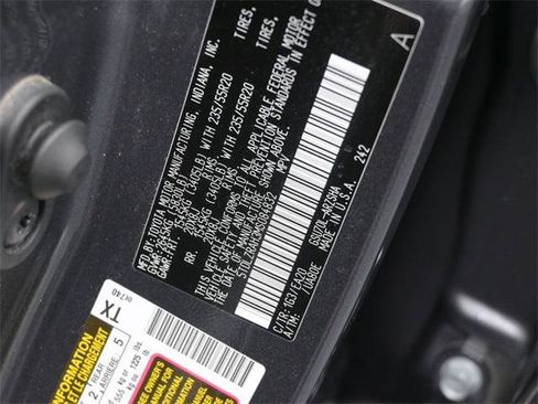 Certified 2021 Toyota Highlander XSE image 31