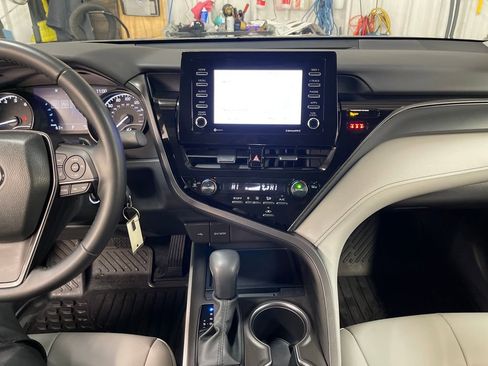 Certified 2023 Toyota Camry SE image 17