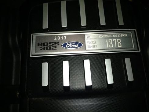 Used 2013 Ford Mustang Boss 302 w/ Boss 302 Accessory Pkg RWD image 10
