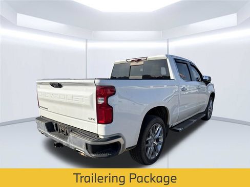 Used 2023 Chevrolet Silverado 1500 LTZ w/ Technology Package AWD/4WD image 14