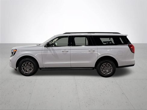 Used 2025 Ford Expedition Max Active AWD/4WD image 16