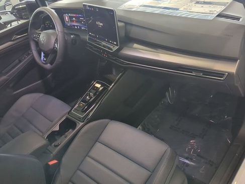 New 2026 Volkswagen Golf image 11