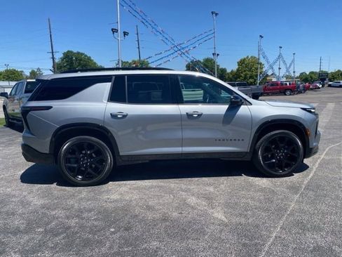 Used 2024 Chevrolet Traverse RS AWD/4WD image 6