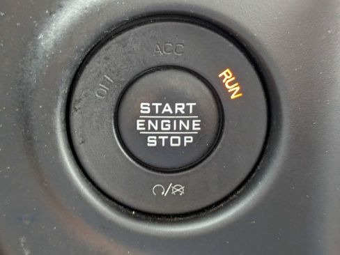 Used 2020 Jeep Gladiator Rubicon AWD/4WD image 34