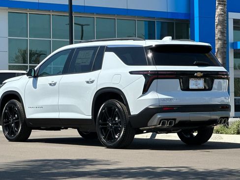 New 2026 Chevrolet Traverse LT w/ Enhanced Driving Package FWD image 6