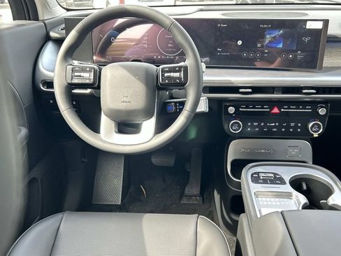 New 2026 Hyundai Ioniq 9 SEL image 24