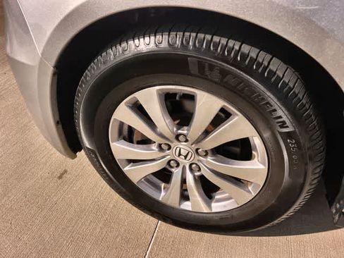 Used 2014 Honda Odyssey EX-L image 9