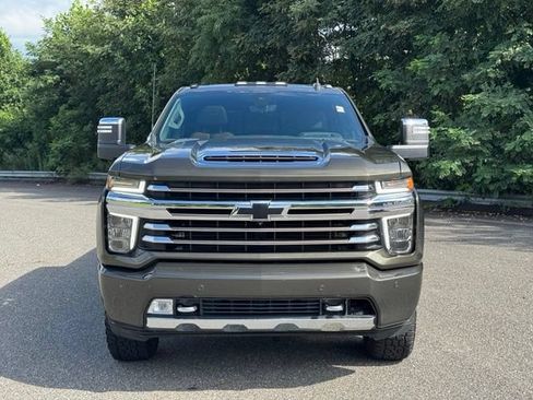 Certified 2022 Chevrolet Silverado 2500 High Country w/ Z71 Off-Road Package AWD/4WD image 2