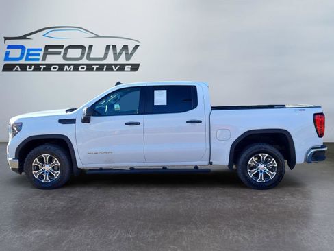 Used 2024 GMC Sierra 1500 Pro w/ Pro Value Package image 6