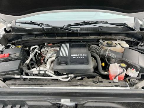 Used 2024 GMC Sierra 1500 AT4 w/ Technology Package image 31