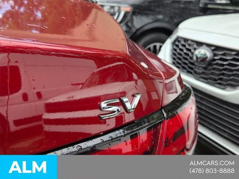 Used 2024 Nissan Sentra SV FWD image 11