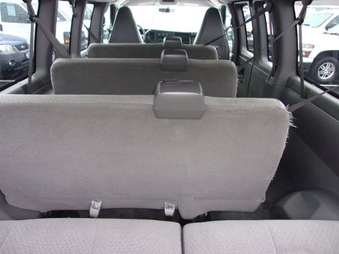 Used 2016 Chevrolet Express 3500 LT w/ LT Preferred Equipment Group image 17