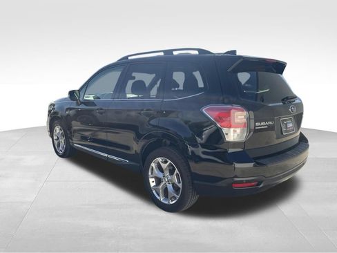 Used 2017 Subaru Forester 2.5i Touring AWD/4WD image 7