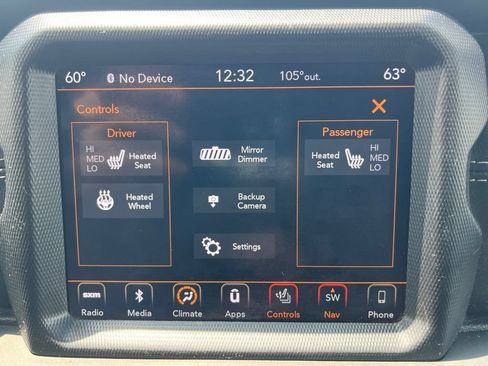 Used 2018 Jeep Wrangler Unlimited Sahara AWD/4WD image 12